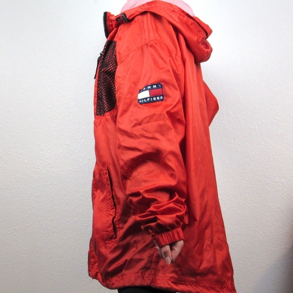 VTG Tommy Hilfiger Red Logo Windbreaker Sz M - Picture 4 of 11